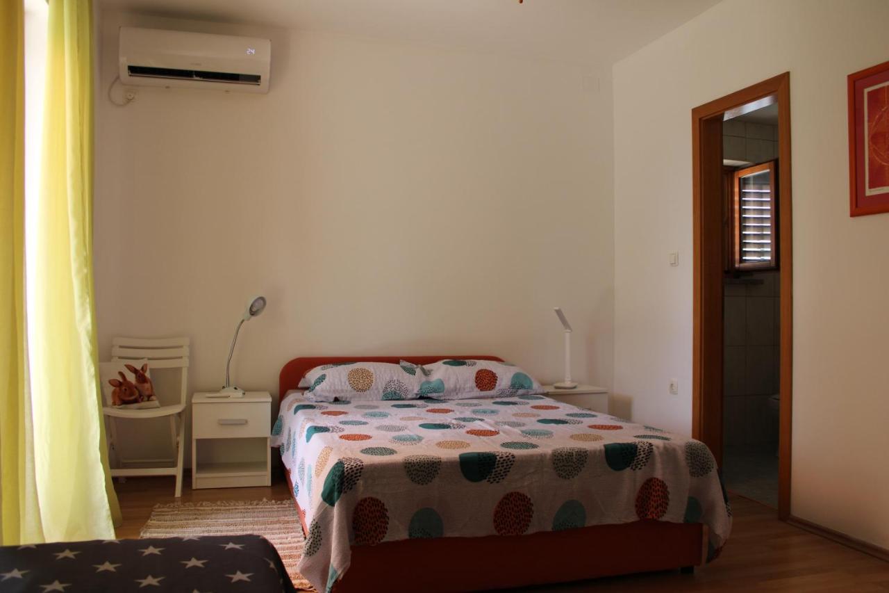 Apartment Noel Sveti Vid-Miholjice Екстер'єр фото