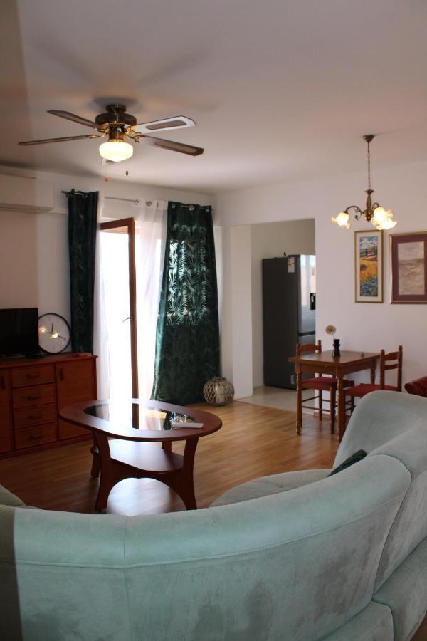Apartment Noel Sveti Vid-Miholjice Екстер'єр фото