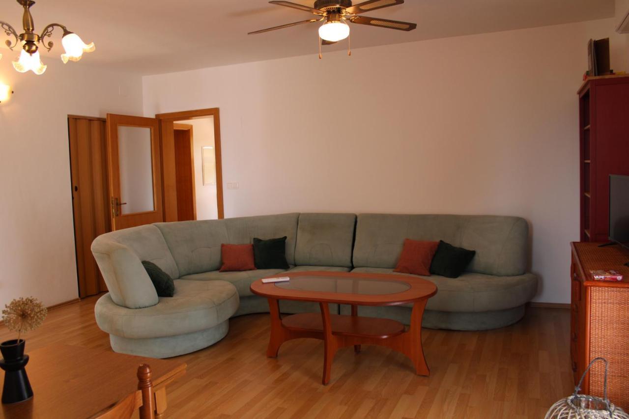 Apartment Noel Sveti Vid-Miholjice Екстер'єр фото